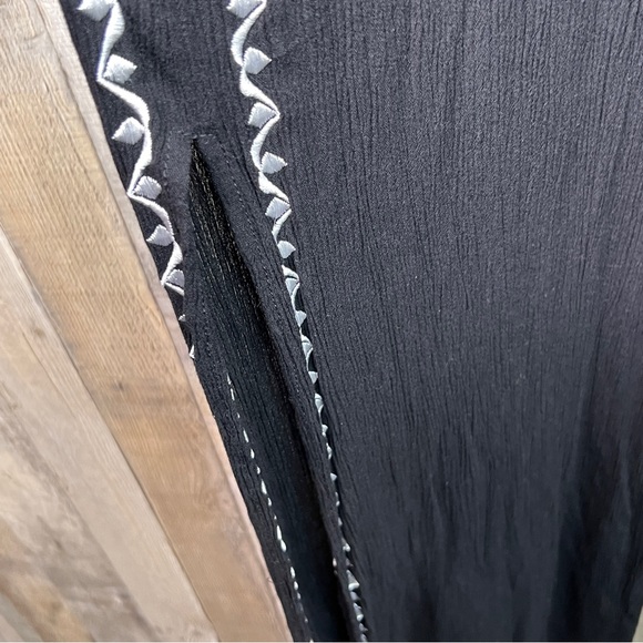 American Rag Size 3X Black Jumpsuit w/White Embroidered Design with Wide Legs - Picture 7 of 13